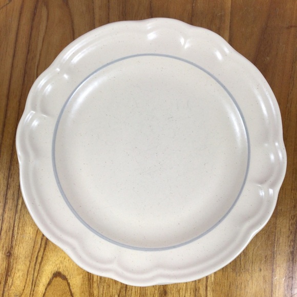 Vintage Pfaltzgraff Remembrance Salad Plates - Set of 4 - Picture 2 of 4